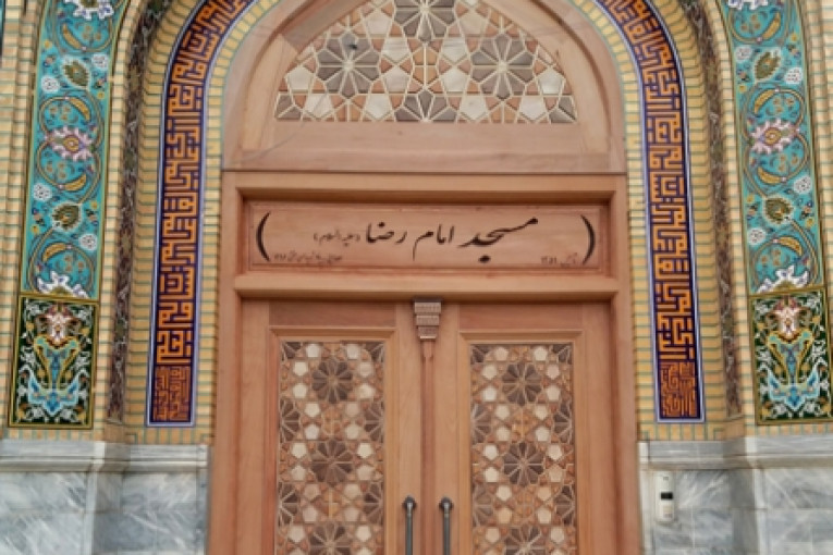 درب چوبی سنتی ورودی مسجد،نمازخانه وحسینیه گره چینی